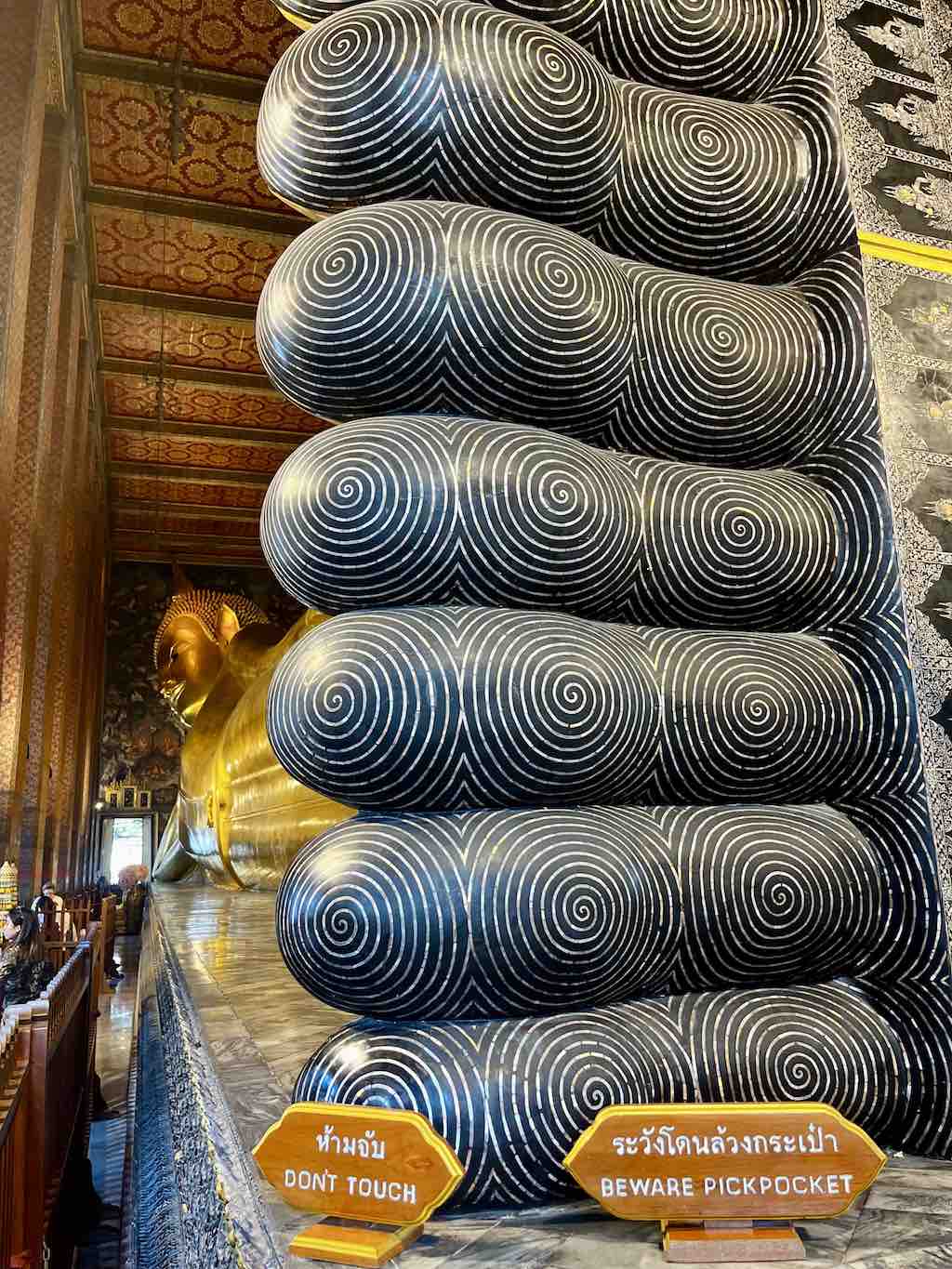 Temple du Bouddha couché Wat Pho Bangkok Thailande