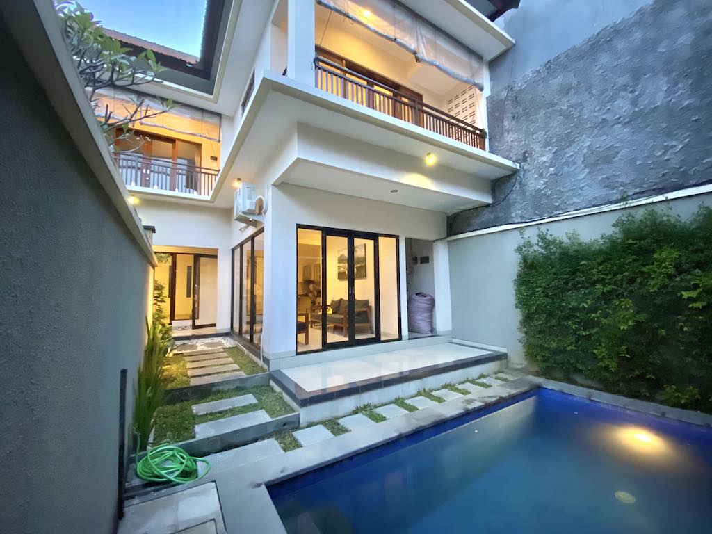 Villa Kinawa Seminyak Bali piscine