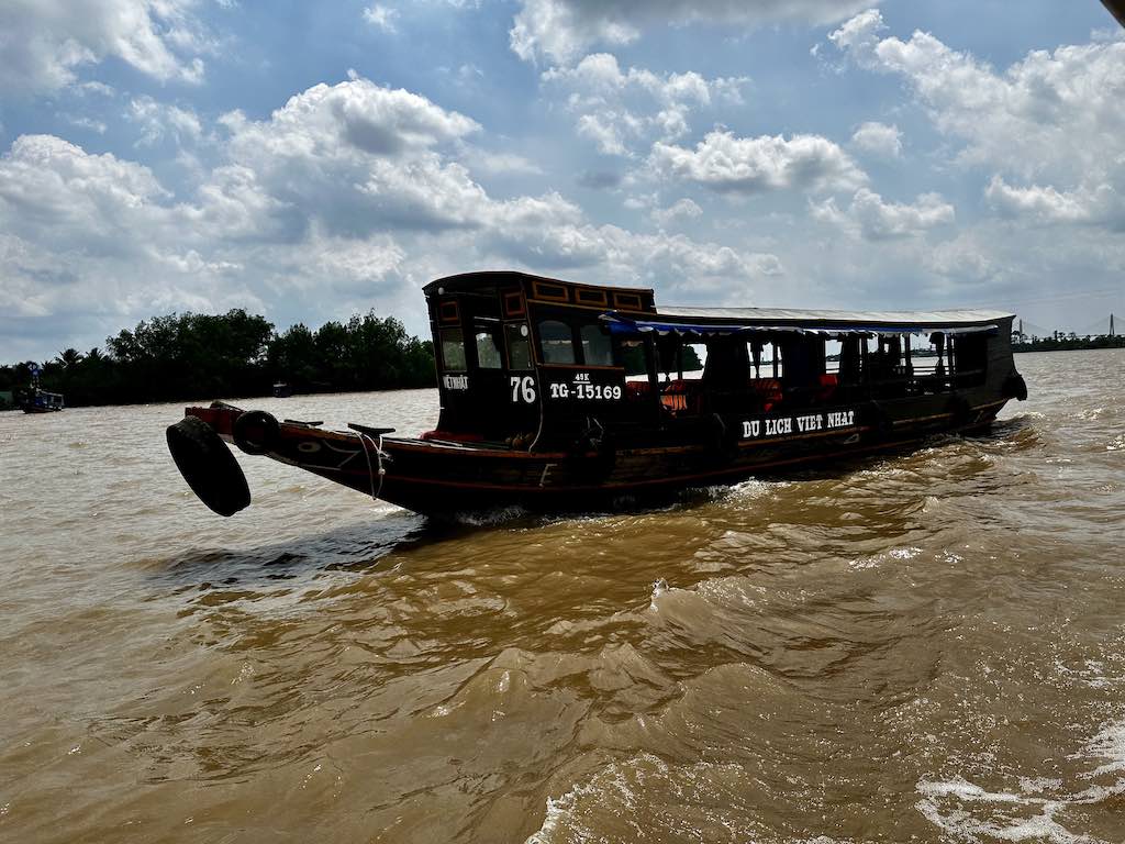 comment se déplacer en bateau au Vietnam