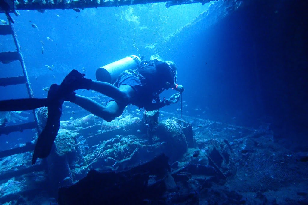 plongée sous-marine sur épave à Karangasem Bali